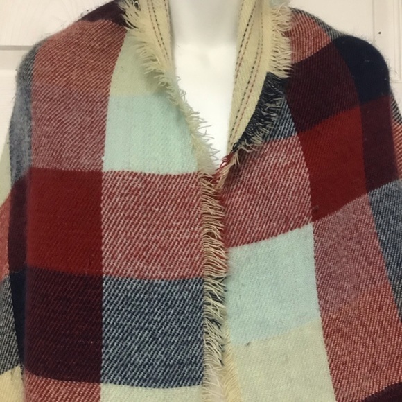 Red Camel Ladies OS Plaid Shawl Capelet‎ Scarf - Picture 2 of 7